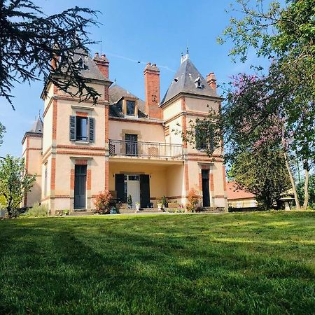 Château Ségot Neuilly-le-Réal Esterno foto