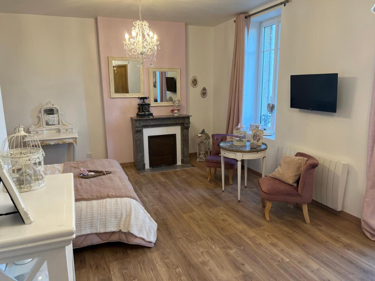 Château Ségot Neuilly-le-Réal Esterno foto