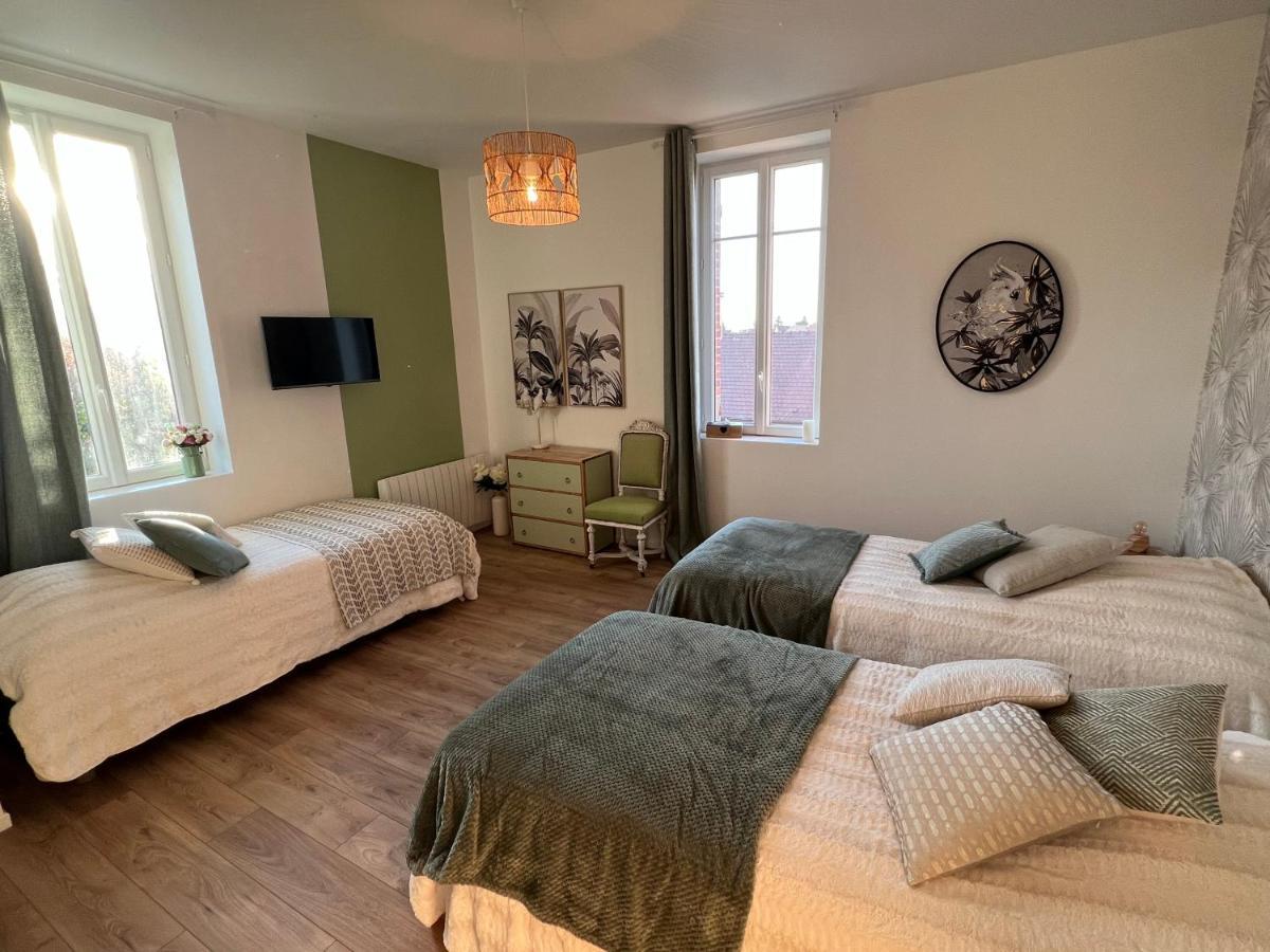 Château Ségot Neuilly-le-Réal Esterno foto
